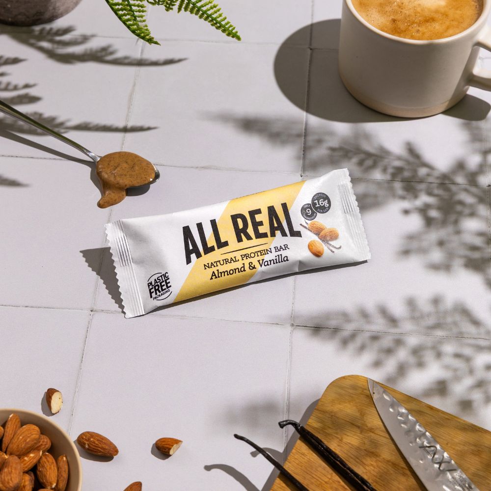Almond Vanilla Protein Bar 50g x 12 bars